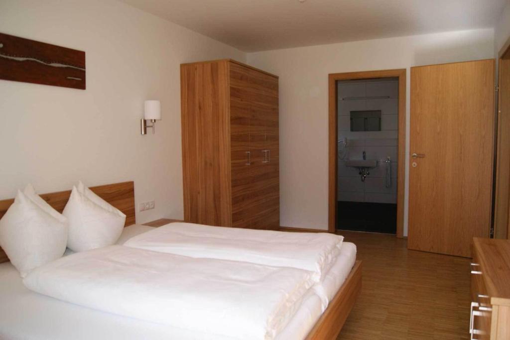 Apart Mountain Lodge Mayrhofen Pokoj fotografie